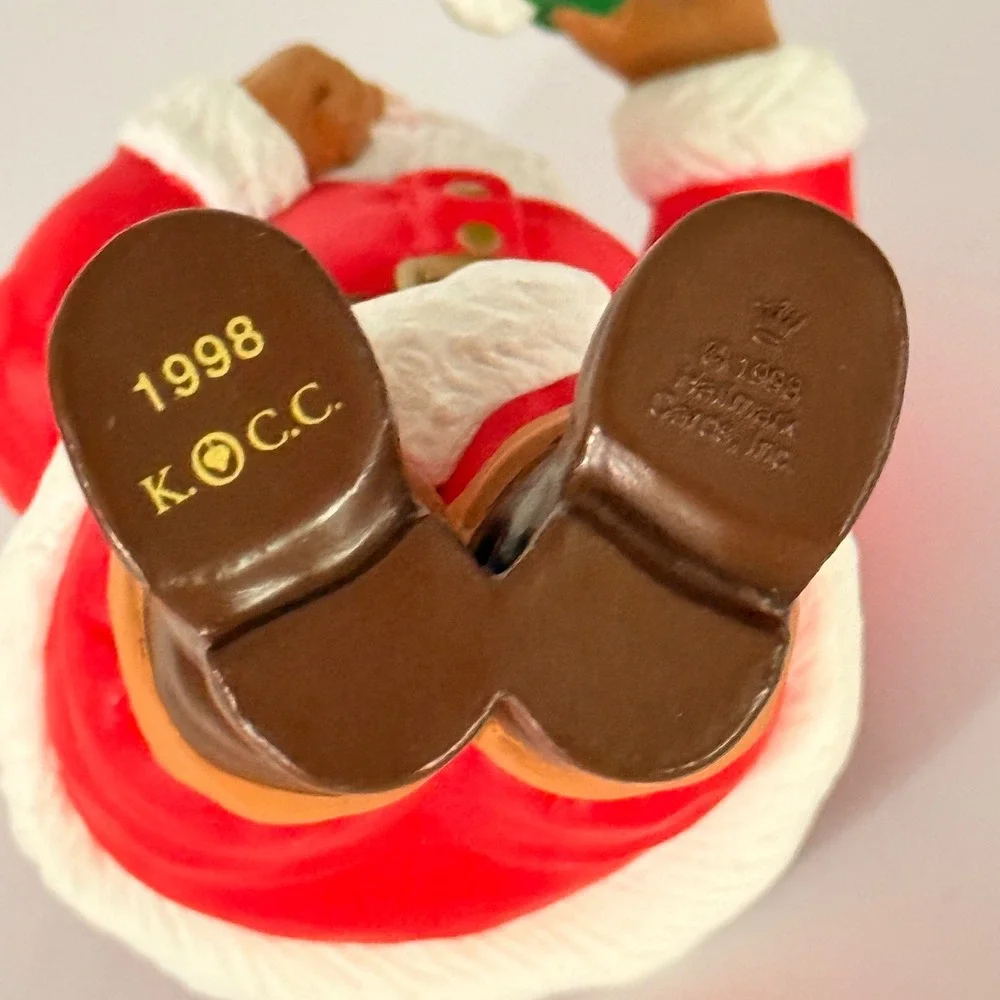 1998 Hallmark Keepsake Ornament New Christmas Friend Santa Puppy KOCC 1985 Card